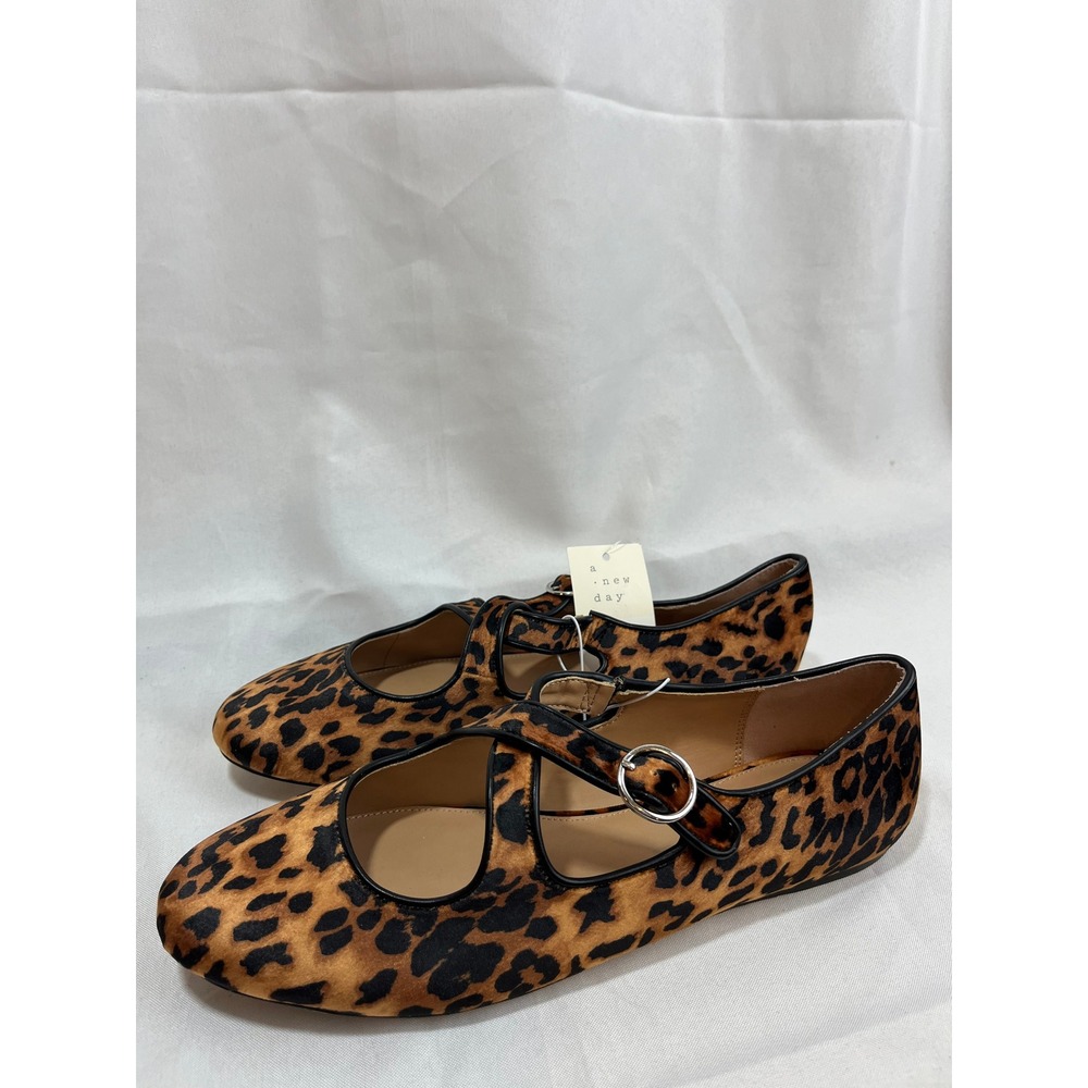 A New Day Women Leopard Print Mary Jane Flats Crisscross Strap Shoes Size 11 NEW - Picture 1 of 6